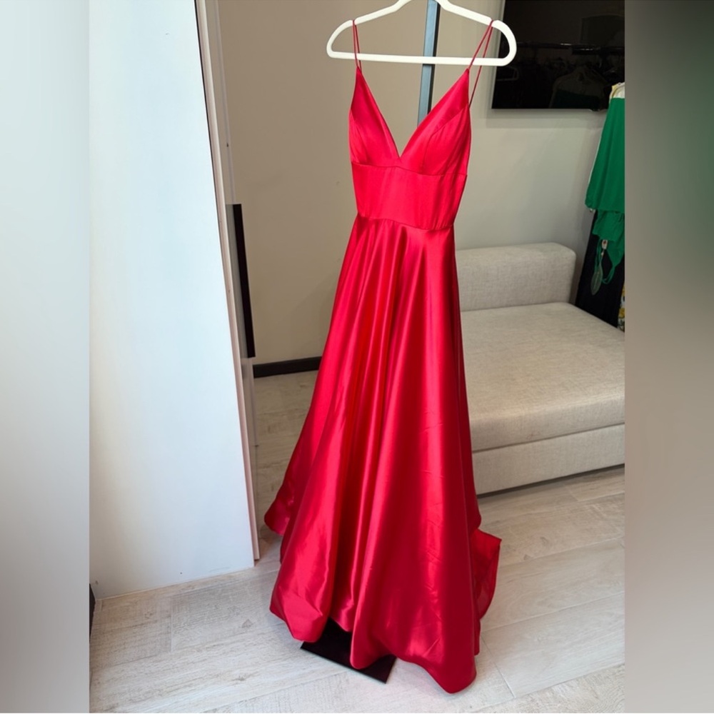 Sherri Hill Red Plunge V-Neck Ball Gown - Picture 10 of 14